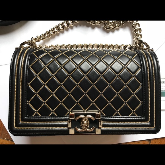 SUPER GLAM Chanel Boy Bag for HOLIDAY SEASON - Picture 2 of 6